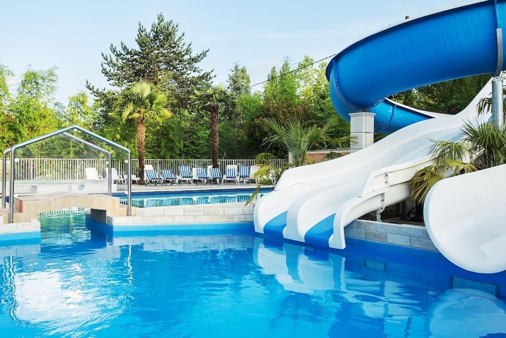Chalet A Louer - 52M2 - Landes 圣茹尔德马朗讷 外观 照片